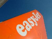 Fans zum Fußball WM - darauf freut sich besonders die britische Billigfluglinie Easyjet, die auch zahlreiche Orte in Deutschland ansteuert